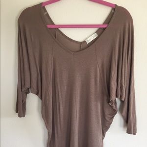 Brown Relaxed Sleeve Top! Very Comfy!